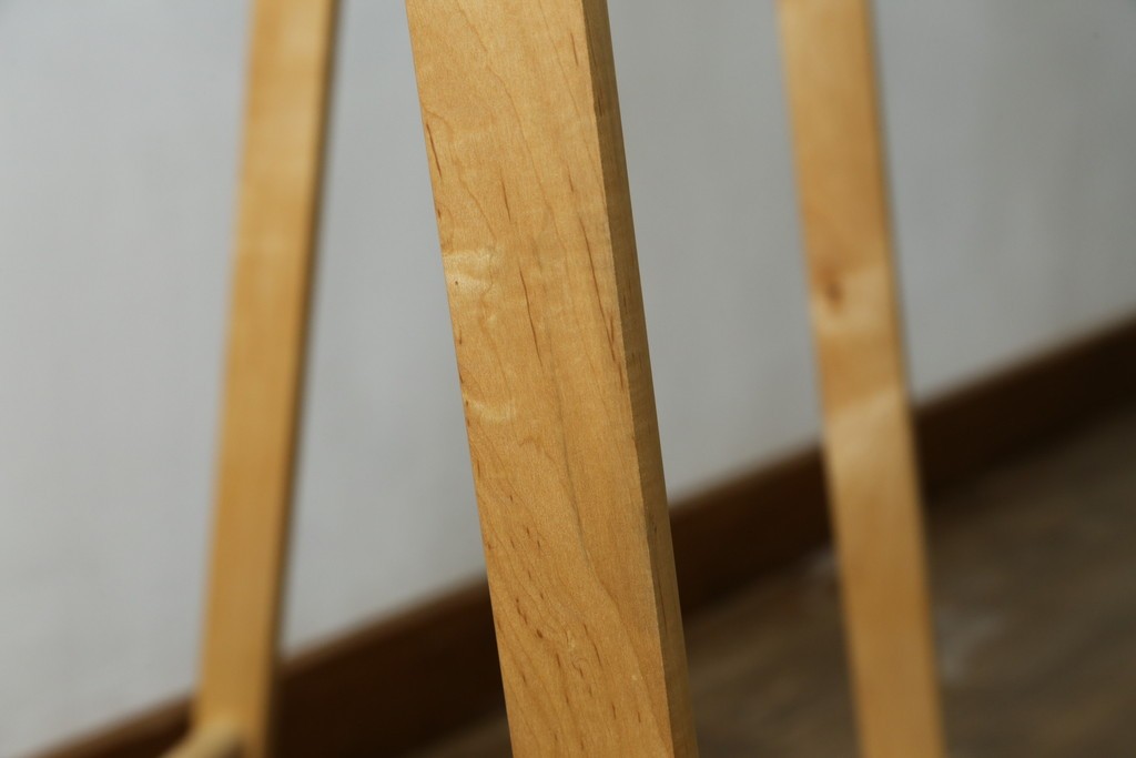 中古　美品　旭川家具　cosine(コサイン)　ブナ材　折りたためる軽量ドレスラック　(R-085157)