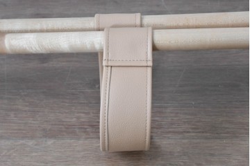 中古　美品　旭川家具　cosine(コサイン)　ブナ材　折りたためる軽量ドレスラック　(R-085157)