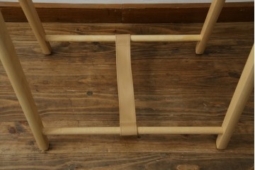 中古　美品　旭川家具　cosine(コサイン)　ブナ材　折りたためる軽量ドレスラック　(R-085158)