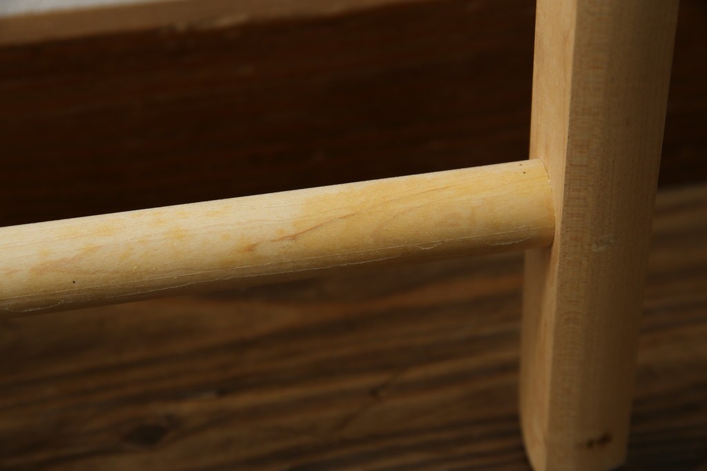 中古　美品　旭川家具　cosine(コサイン)　ブナ材　折りたためる軽量ドレスラック　(R-085158)