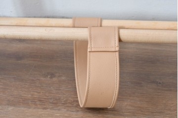 中古　美品　旭川家具　cosine(コサイン)　ブナ材　折りたためる軽量ドレスラック　(R-085158)