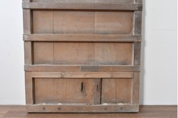 アンティーク建具　明治～大正　総欅(ケヤキ)材　力強い木目が印象的な蔵戸1枚　(R-085159)