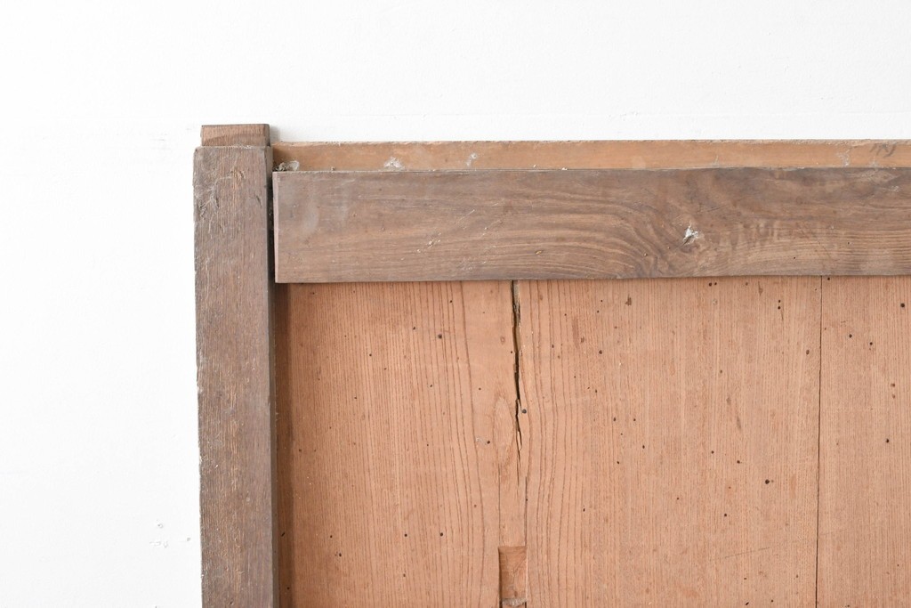 アンティーク建具　明治～大正　欅(ケヤキ)材　栗材　長い年月を経た木肌が味わい深い蔵戸1枚　(R-085160)