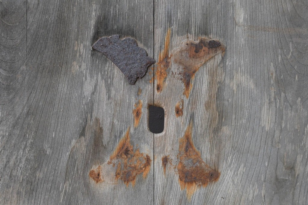 アンティーク建具　明治～大正　欅(ケヤキ)材　栗材　長い年月を経た木肌が味わい深い蔵戸1枚　(R-085160)