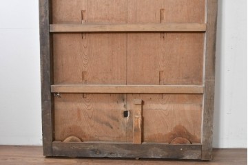 アンティーク建具　明治～大正　欅(ケヤキ)材　栗材　長い年月を経た木肌が味わい深い蔵戸1枚　(R-085160)