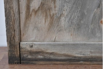 アンティーク建具　明治～大正　欅(ケヤキ)材　栗材　長い年月を経た木肌が味わい深い蔵戸1枚　(R-085160)