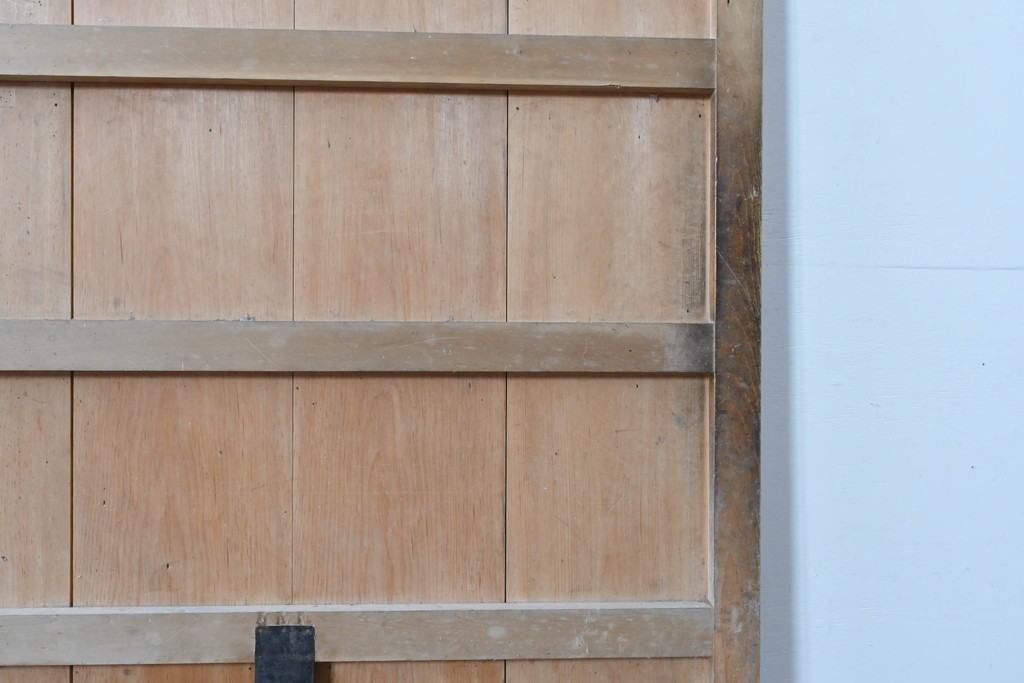 アンティーク建具　明治～大正　経年を感じる素朴な風合いの蔵戸1枚　(R-085161)