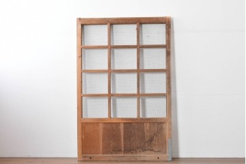 アンティーク建具　明治～大正　時代を経た素朴な風合いが味わい深い升目蔵戸1枚　(R-085162)