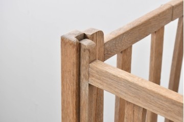 和製アンティーク　時代物　希少　ナラ材　素朴な木肌が魅力の折り畳み式ベビーベッド　(R-085163)