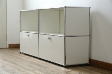 中古　美品　スイス　USMハラー(USM Haller)　モジュール構造のサイドボード　定価約27万円相当　(R-085165)