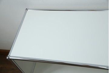 中古　美品　スイス　USMハラー(USM Haller)　モジュール構造のサイドボード　定価約27万円相当　(R-085165)