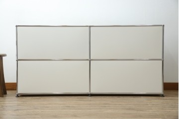 中古　美品　スイス　USMハラー(USM Haller)　モジュール構造のサイドボード　定価約27万円相当　(R-085165)