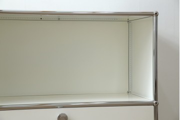 中古　美品　スイス　USMハラー(USM Haller)　モジュール構造のサイドボード　定価約27万円相当　(R-085165)