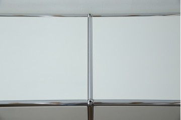 中古　美品　スイス　USMハラー(USM Haller)　モジュール構造のサイドボード　定価約33万4千円相当　(R-085166)