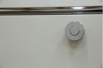 中古　美品　スイス　USMハラー(USM Haller)　モジュール構造のサイドボード　定価約33万4千円相当　(R-085166)