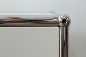 中古　美品　スイス　USMハラー(USM Haller)　モジュール構造のサイドボード　定価約33万4千円相当　(R-085166)