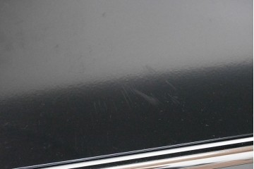 中古　美品　スイス　USMハラー(USM Haller)　クロームフレームにブラックの棚板を組み合わせたシンプルなオープンラック　定価約14万6千円相当　(R-085168)