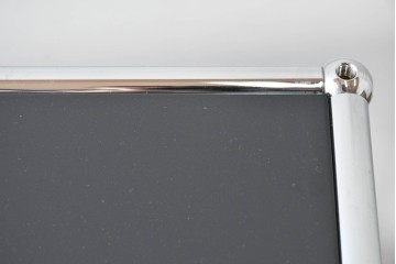 中古　美品　スイス　USMハラー(USM Haller)　クロームフレームにブラックの棚板を組み合わせたシンプルなオープンラック　定価約14万6千円相当　(R-085168)