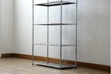 中古　美品　スイス　USMハラー(USM Haller)　クロームフレームにブラックの棚板を組み合わせたシンプルなオープンラック　定価約14万6千円　(R-085168)