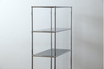 中古　美品　スイス　USMハラー(USM Haller)　クロームフレームにブラックの棚板を組み合わせたシンプルなオープンラック　定価約14万6千円　(R-085168)