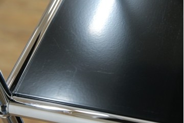 中古　美品　スイス　USMハラー(USM Haller)　クロームフレームにブラックの棚板を組み合わせたシンプルなオープンラック　定価約14万6千円　(R-085168)