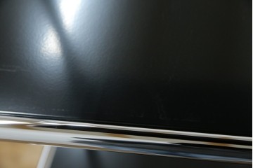 中古　美品　スイス　USMハラー(USM Haller)　クロームフレームにブラックの棚板を組み合わせたシンプルなオープンラック　定価約14万6千円　(R-085168)