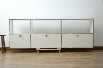 中古　美品　スイス　USMハラー(USM Haller)　モジュール構造のオープンサイドボード　定価約38万4千円　(R-085169)