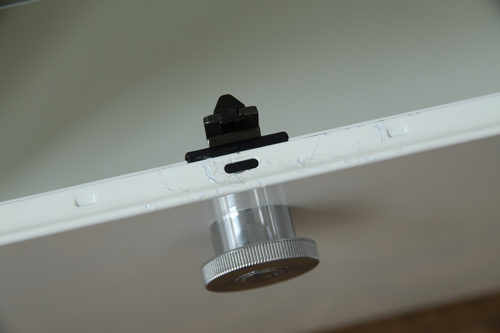 中古　美品　スイス　USMハラー(USM Haller)　モジュール構造のオープンサイドボード　定価約38万4千円　(R-085169)