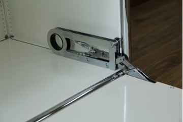 中古　美品　スイス　USMハラー(USM Haller)　モジュール構造のオープンサイドボード　定価約38万4千円　(R-085169)