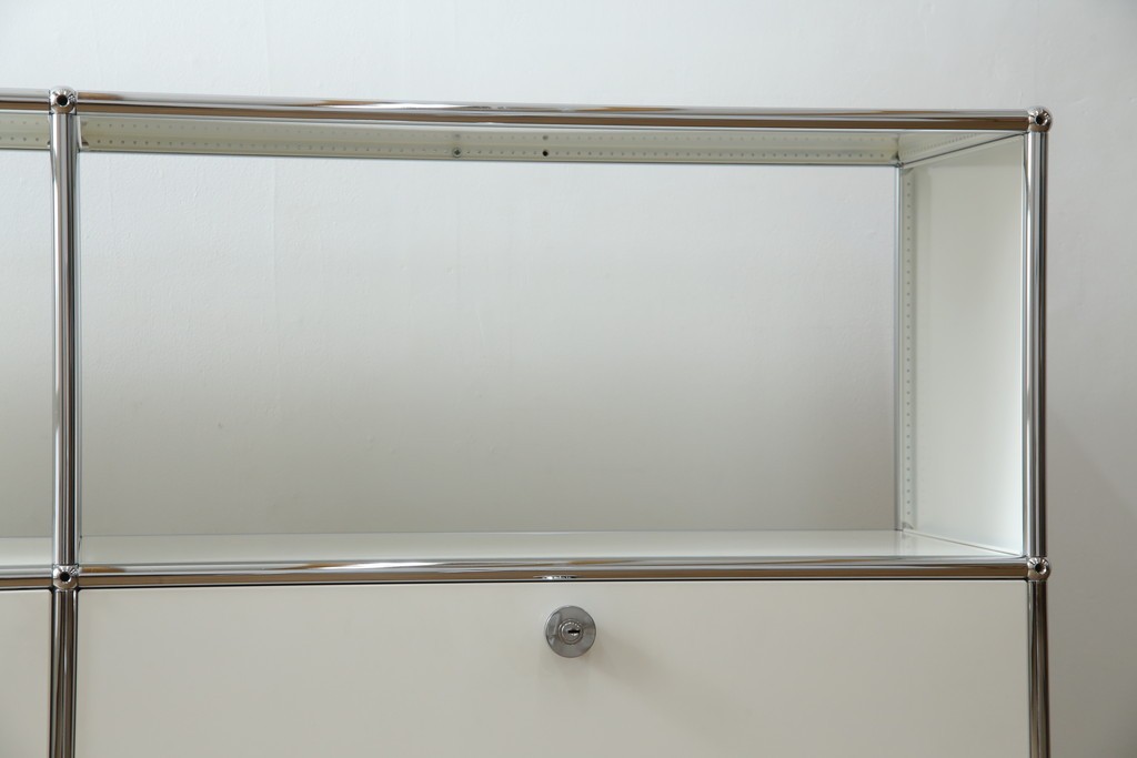 中古　美品　スイス　USMハラー(USM Haller)　モジュール構造のオープンサイドボード　定価約38万4千円　(R-085169)