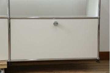 中古　美品　スイス　USMハラー(USM Haller)　モジュール構造のオープンサイドボード　定価約38万4千円　(R-085169)