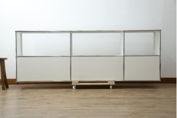 中古　美品　スイス　USMハラー(USM Haller)　モジュール構造のオープンサイドボード　定価約38万4千円　(R-085169)