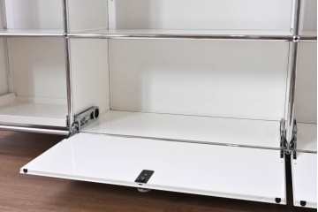 中古　美品　スイス　USMハラー(USM Haller)　モジュール構造のオープンサイドボード　定価約38万4千円相当　(R-085169)