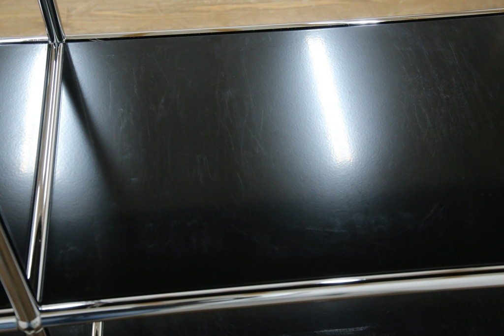 中古　美品　スイス　USMハラー(USM Haller)　クロームフレームが映える開放的なデザインのオープンラック　定価約26万円　(R-085170)