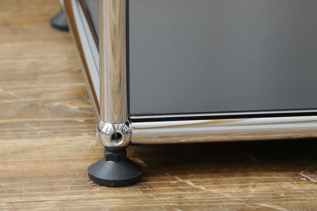 中古　美品　スイス　USMハラー(USM Haller)　クロームフレームが映える開放的なデザインのオープンラック　定価約26万円　(R-085170)