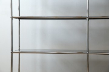 中古　美品　スイス　USMハラー(USM Haller)　クロームフレームが映える開放的なデザインのオープンラック　定価約26万円　(R-085170)