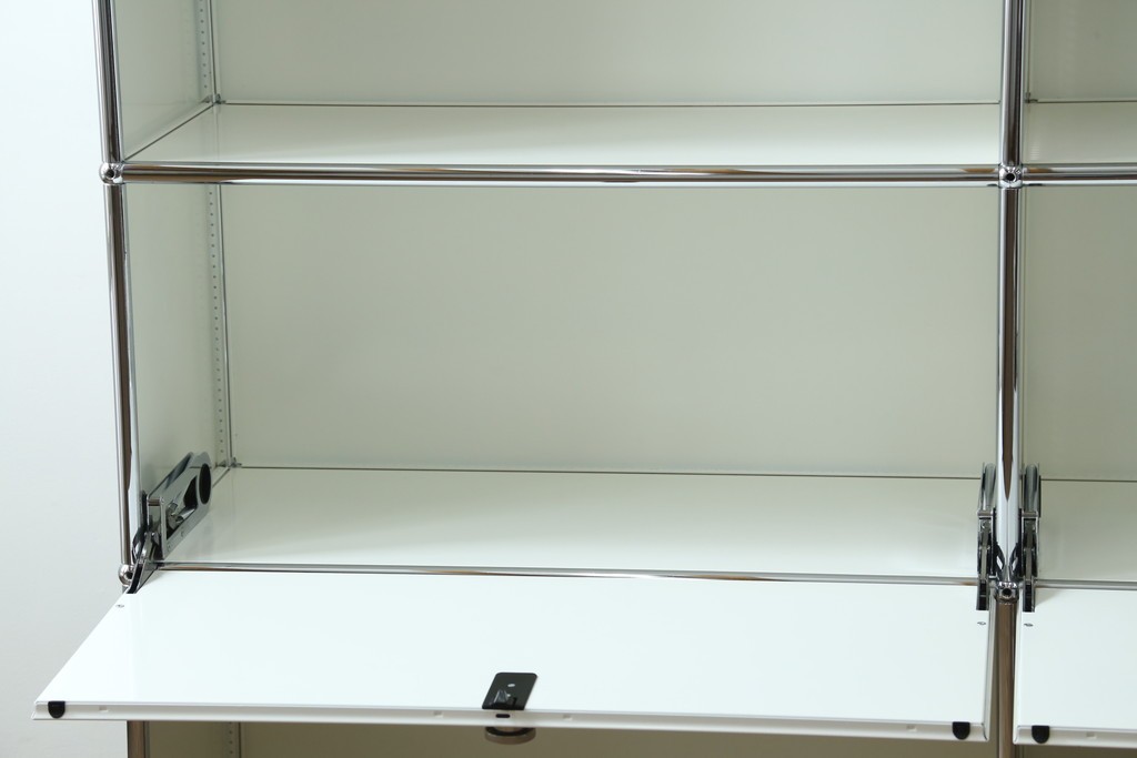 中古　美品　スイス　USMハラー(USM Haller)　ホームオフィスにもおすすめなスッキリとしたデザインの5段シェルフ　定価約63万1千円　(R-085171)