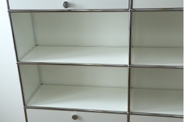 中古　美品　スイス　USMハラー(USM Haller)　ホームオフィスにもおすすめなスッキリとしたデザインの5段シェルフ　定価約63万1千円　(R-085171)