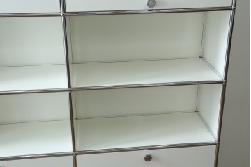 中古　美品　スイス　USMハラー(USM Haller)　ホームオフィスにもおすすめなスッキリとしたデザインの5段シェルフ　定価約63万1千円　(R-085171)