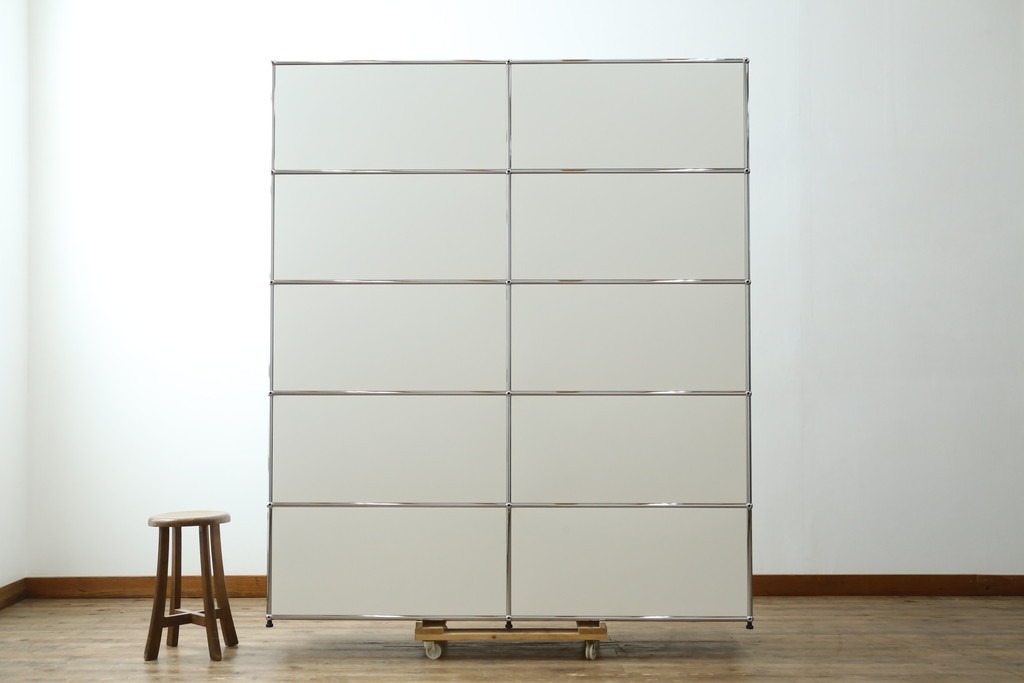 中古　美品　スイス　USMハラー(USM Haller)　ホームオフィスにもおすすめなスッキリとしたデザインの5段シェルフ　定価約63万1千円　(R-085171)