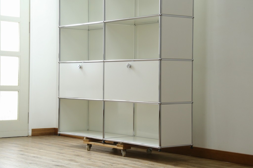中古　美品　スイス　USMハラー(USM Haller)　ホームオフィスにもおすすめなスッキリとしたデザインの5段シェルフ　定価約63万1千円　(R-085172)