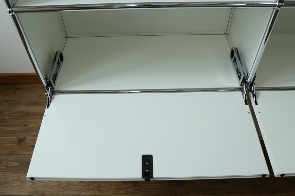 中古　美品　スイス　USMハラー(USM Haller)　ホームオフィスにもおすすめなスッキリとしたデザインの5段シェルフ　定価約63万1千円　(R-085172)