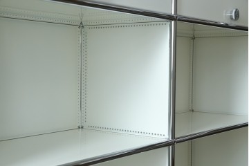 中古　美品　スイス　USMハラー(USM Haller)　ホームオフィスにもおすすめなスッキリとしたデザインの5段シェルフ　定価約63万1千円　(R-085172)