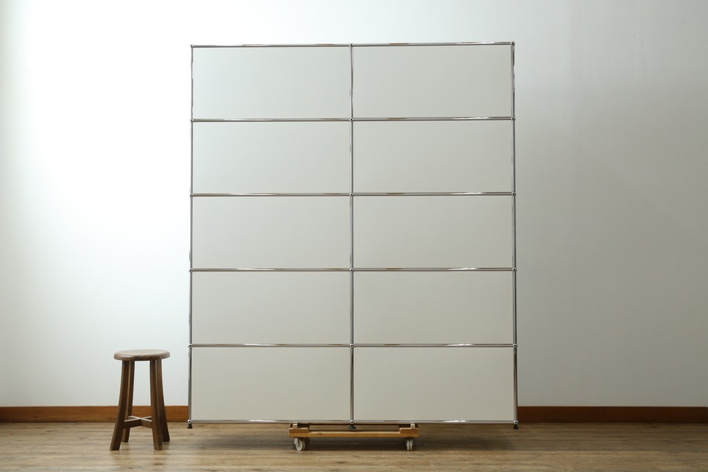 中古　美品　スイス　USMハラー(USM Haller)　ホームオフィスにもおすすめなスッキリとしたデザインの5段シェルフ　定価約63万1千円　(R-085172)