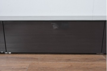 中古　美品　イタリア　Molteni&C(モルテーニ)　Luca Meda(ルカ・メダ)デザイン　特大!幅290cm　無駄を削ぎ落とした直線美が光るモダンな分割式テレビボード　(R-085174)　