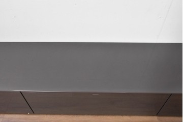 中古　美品　イタリア　Molteni&C(モルテーニ)　Luca Meda(ルカ・メダ)デザイン　特大!幅290cm　無駄を削ぎ落とした直線美が光るモダンな分割式テレビボード　(R-085174)　