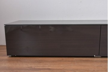 中古　美品　イタリア　Molteni&C(モルテーニ)　Luca Meda(ルカ・メダ)デザイン　特大!幅290cm　無駄を削ぎ落とした直線美が光るモダンな分割式テレビボード　(R-085174)　