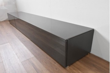 中古　美品　イタリア　Molteni&C(モルテーニ)　Luca Meda(ルカ・メダ)デザイン　特大!幅290cm　無駄を削ぎ落とした直線美が光るモダンな分割式テレビボード　(R-085174)　