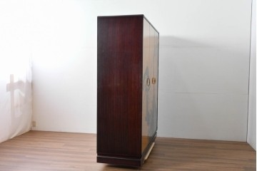 中古　美品　最高級品　名工　清光光雲作　宝石象嵌工芸品　煌びやかな花鳥図(桜・松・椿・楪・雉・雀)が目を引く贅を尽くした美術品級のワードローブ　定価約600万円相当　(R-085175)