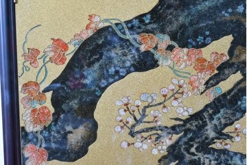 中古　美品　最高級品　名工　清光光雲作　宝石象嵌工芸品　煌びやかな花鳥図(桜・松・椿・楪・雉・雀)が目を引く贅を尽くした美術品級のワードローブ　定価約600万円相当　(R-085175)